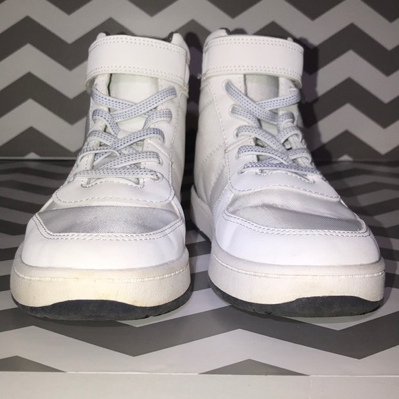 Old Navy hi top sneakers - Picture 8 of 8
